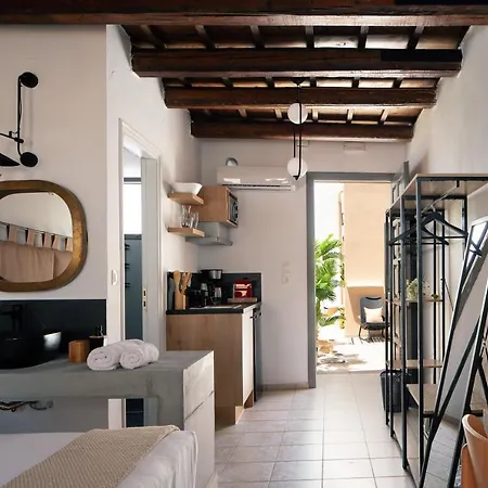 Gateway Hotel Rétino